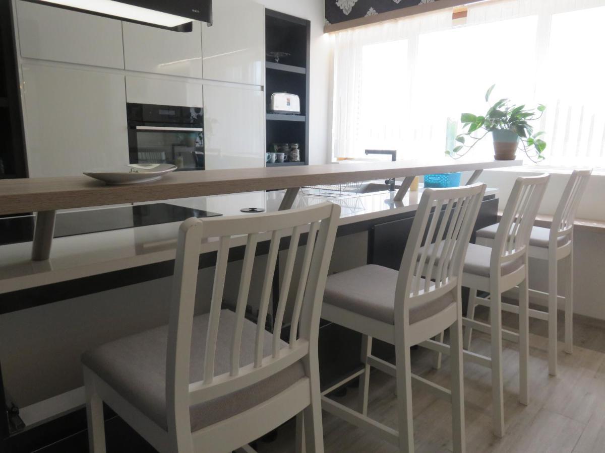 Lovely Guesthouse Lier Lint ภายนอก รูปภาพ